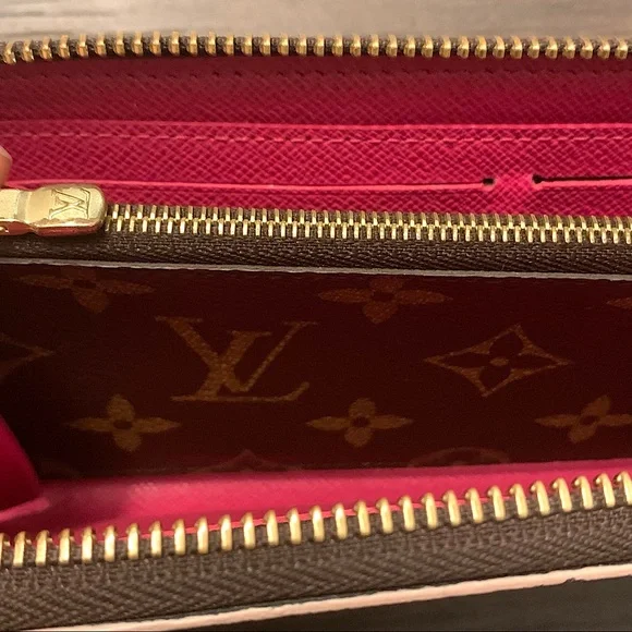 ❌SOLD❌ Louis Vuitton Monogram Pink Blooming Flower Clemence Wallet - Picture 10 of 16